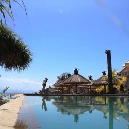 Pemedal Beach Resort Lembongan Exterior foto