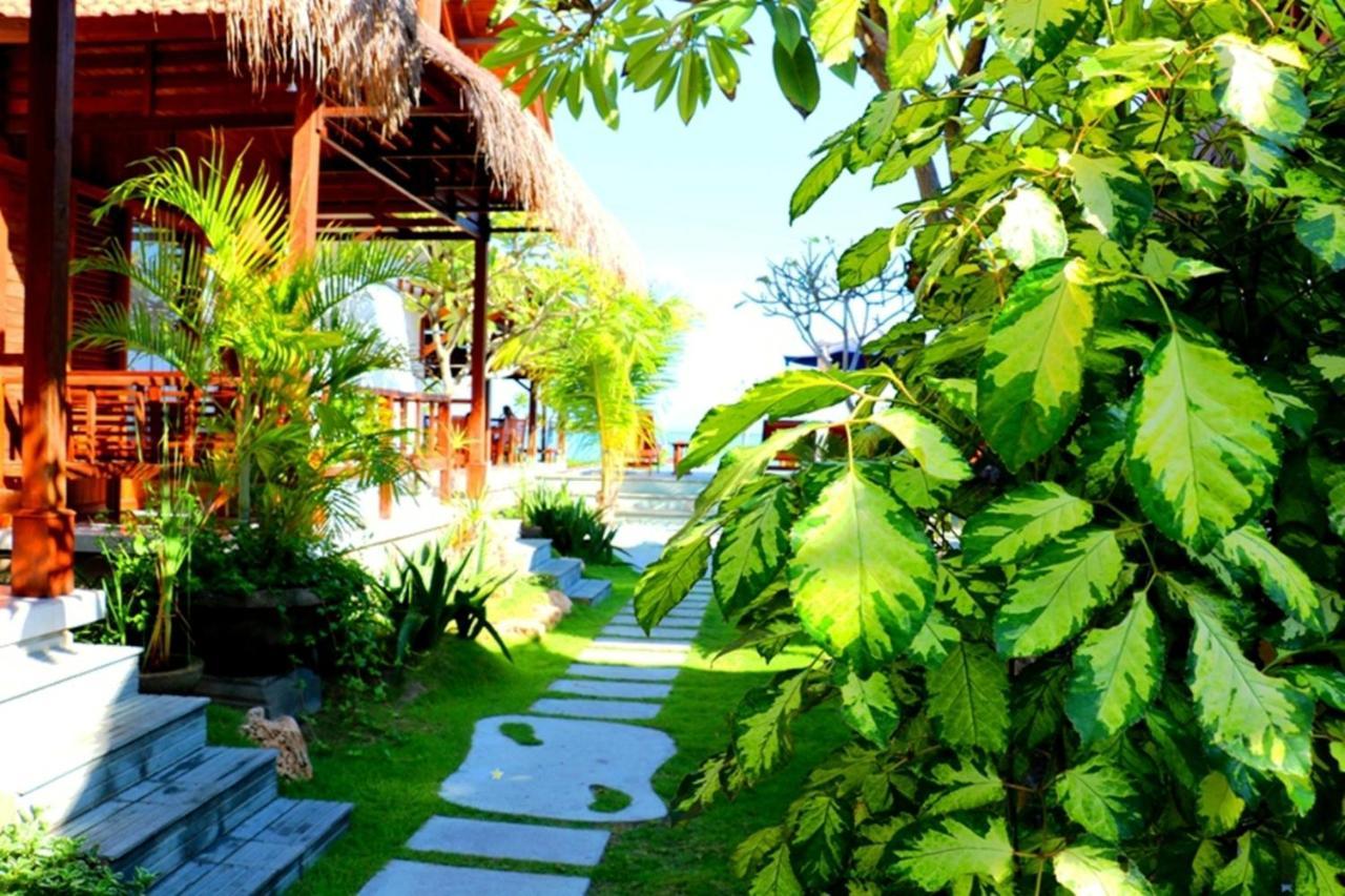 Pemedal Beach Resort Lembongan Exterior foto