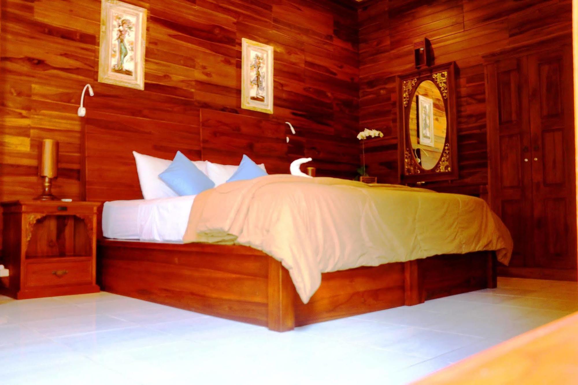 Pemedal Beach Resort Lembongan Exterior foto